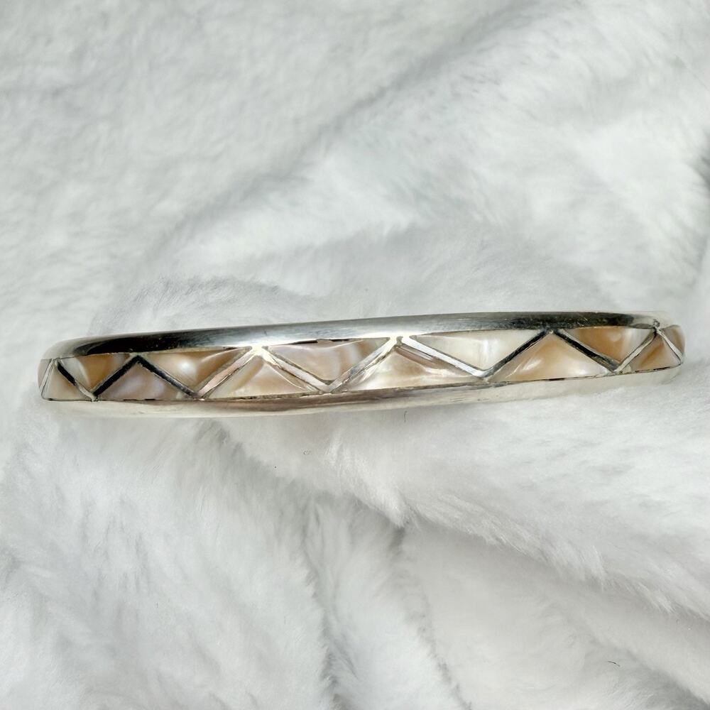 Sterling Silver Mother of Pearl Inlaid Cuff Bracelet Zig Zag Size 5-6 - Picture 3 of 5